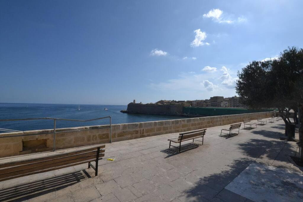 Vallettadreamsuites Groud Floor Shared Sea View Rooof Terrace Экстерьер фото